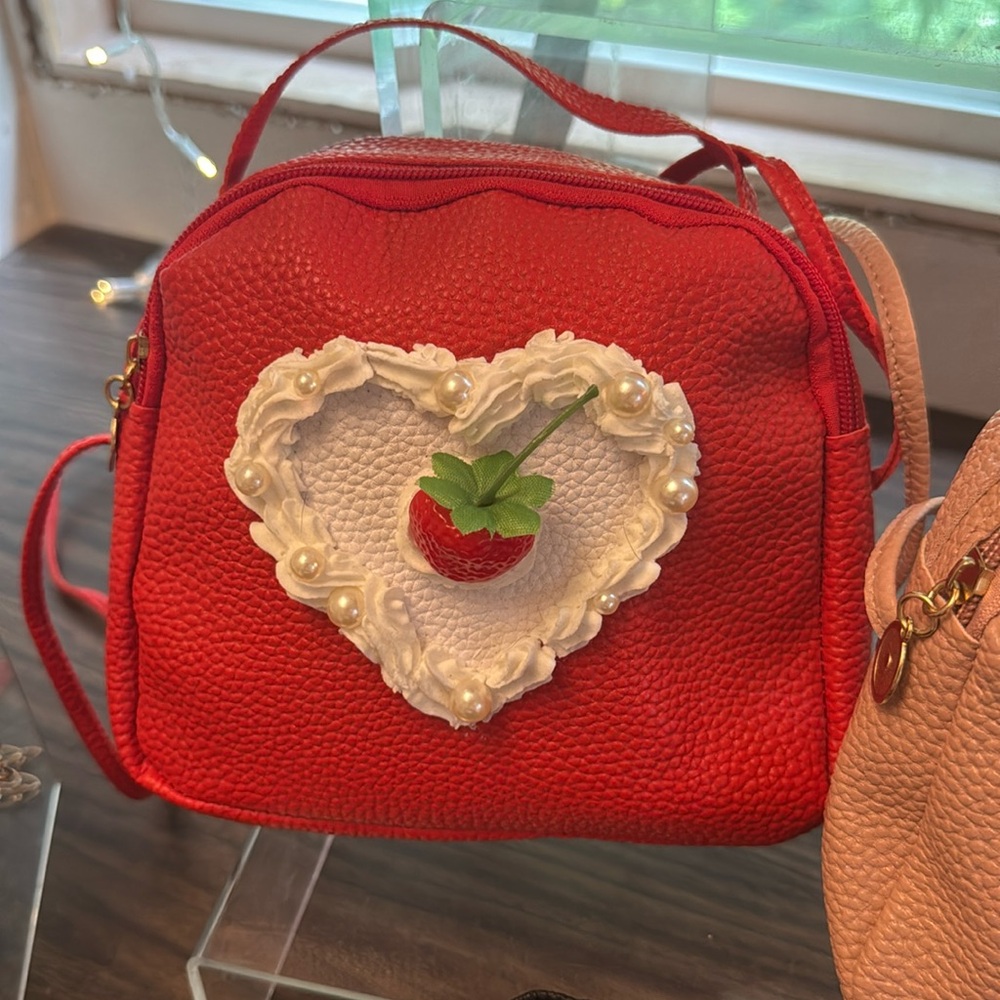 Red Cake Shoulder Purse